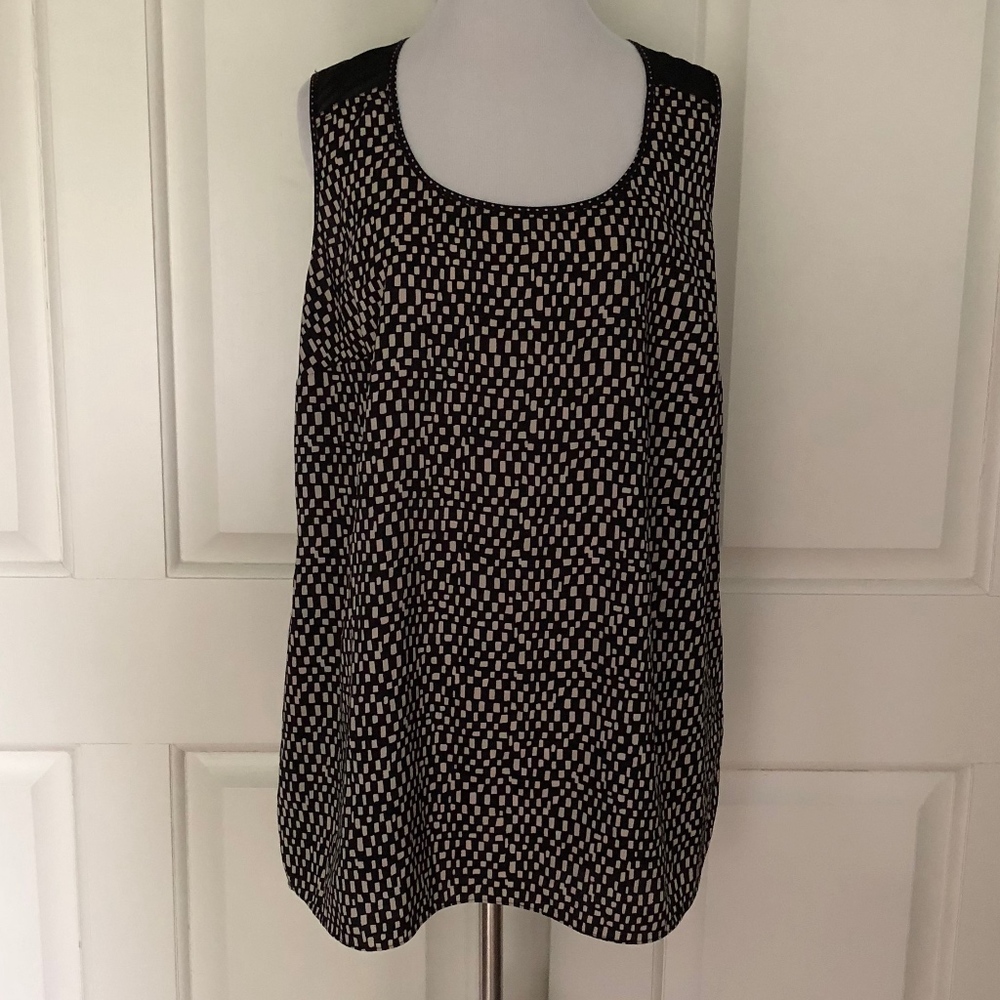SILKY BLACK BEIGE MIX PRINT SLEEVELESS BLOUSE CAMI